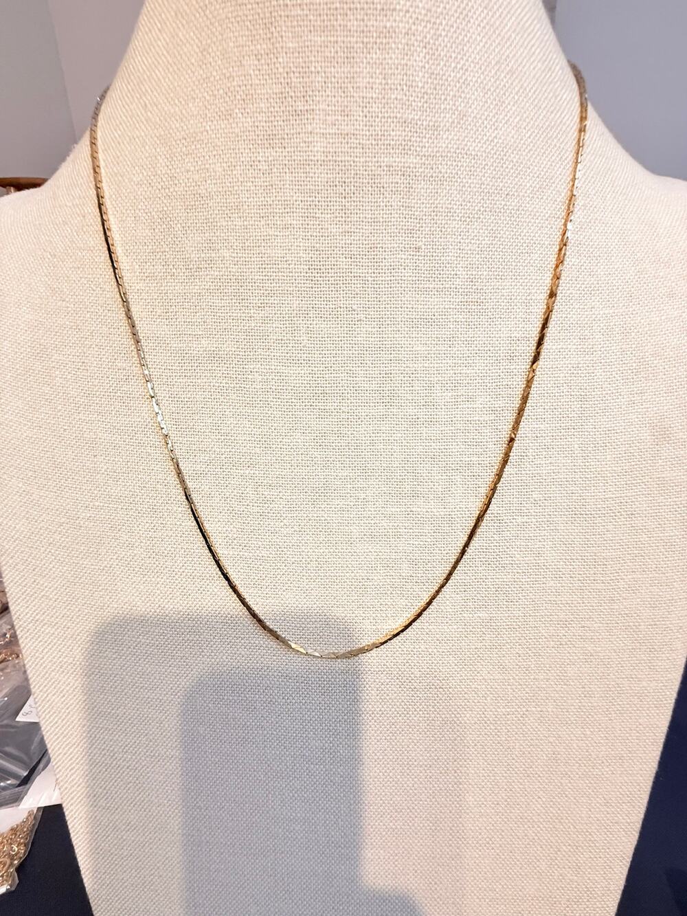 Vintage Gold Tone Diamond Cut Snake Chain Necklace 22”